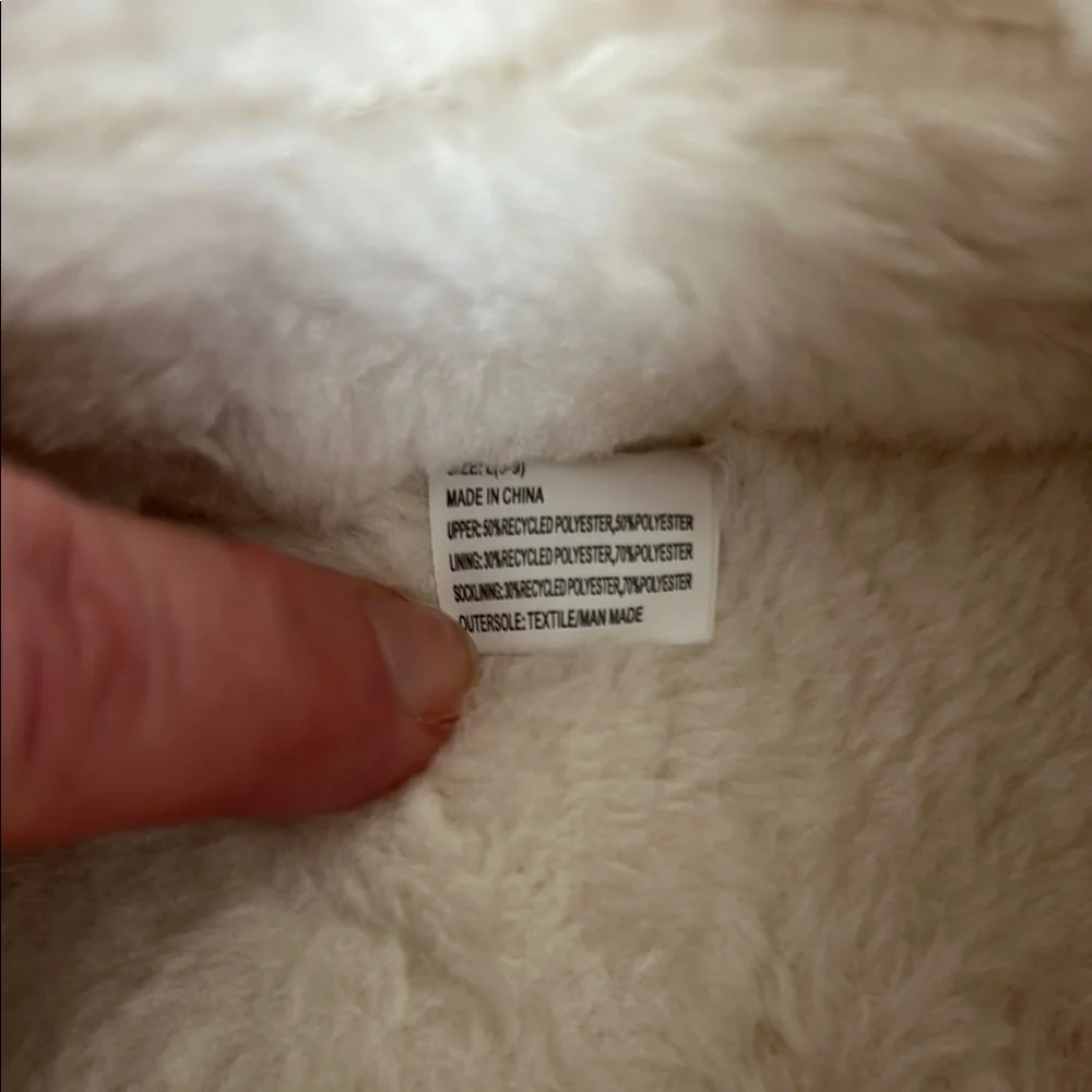 Cozy Pink Women's Moccasin Slippers - Picture 6 of 6